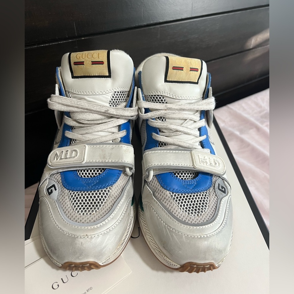Men’s Gucci Sneakers - Picture 2 of 3